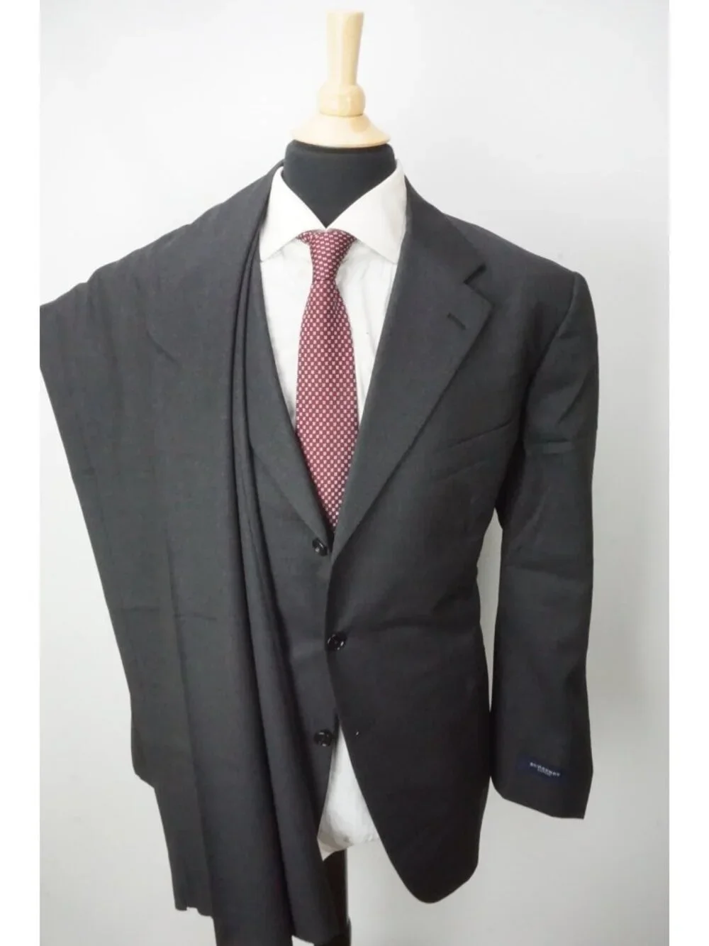 Burberry London Gray S100s Wool 2 Pc Suit Jacket Pants Sz 48R BRAND NEW